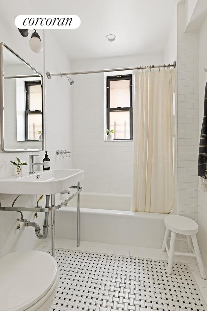 811 Cortelyou Road, Unit 3H Brooklyn, NY 11218 - Photo 9 of 12