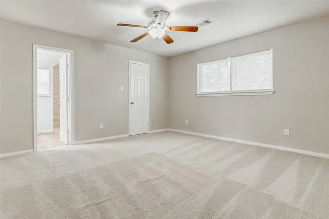 $2,095 | 15531 Edenvale Street, Friendswood, TX 77546