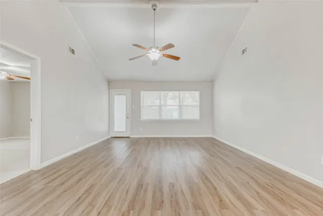 $2,095 | 15531 Edenvale Street, Friendswood, TX 77546