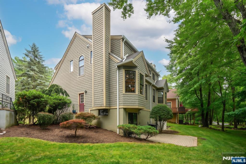 15 Nuthatcher Court Wayne, NJ 07470 - Photo 29 of 34