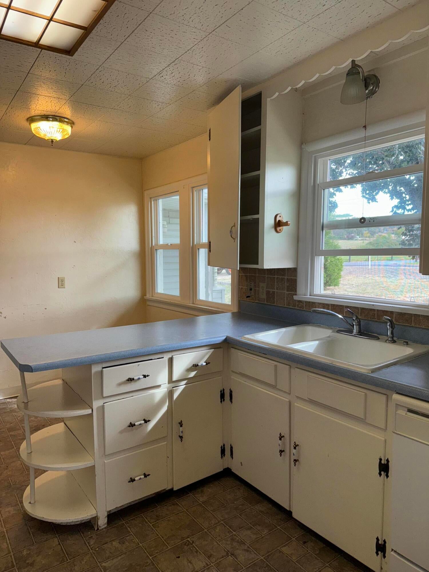 2977 Coker Butte Road Medford, OR 97504 - Photo 17 of 57 IMG_6435