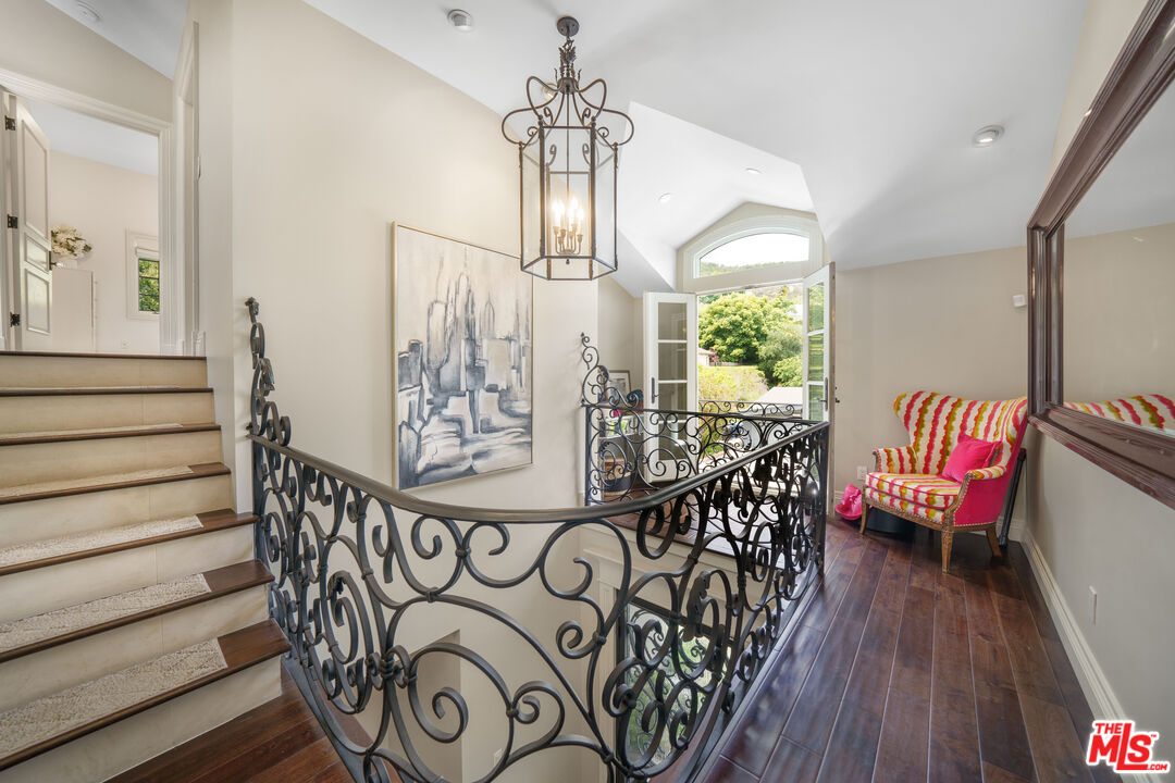 16632 Bienveneda Place Pacific Palisades, CA 90272 - Photo 31 of 62 a view of entryway with wooden floor