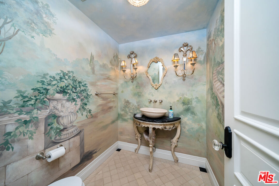 16632 Bienveneda Place Pacific Palisades, CA 90272 - Photo 44 of 62