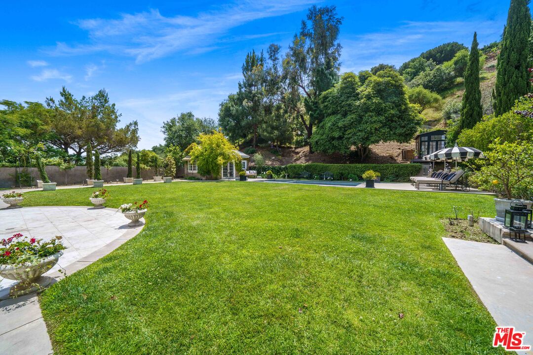 16632 Bienveneda Place Pacific Palisades, CA 90272 - Photo 50 of 62