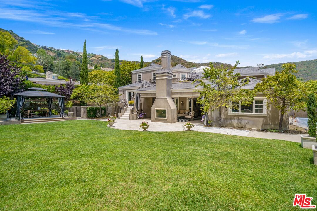 16632 Bienveneda Place Pacific Palisades, CA 90272 - Photo 56 of 62