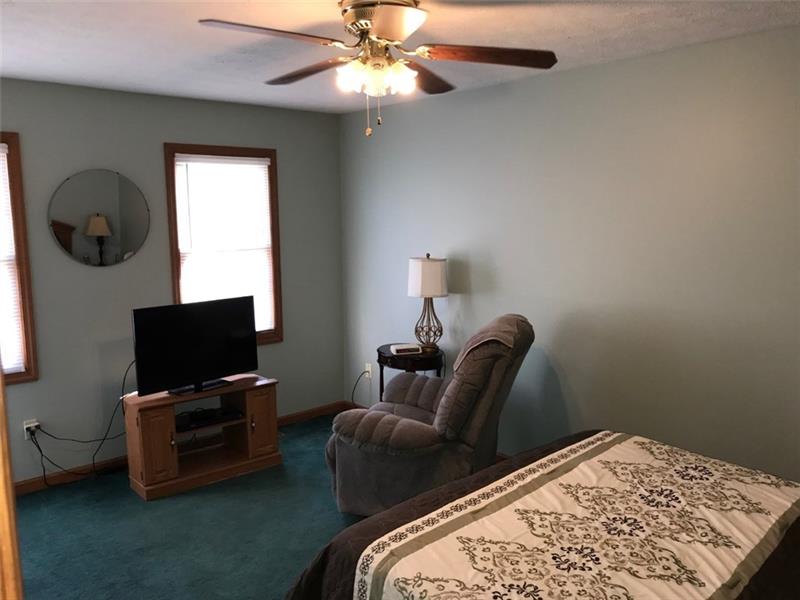 218 Constance Drive McKees Rocks, PA 15136 - Photo 10 of 14