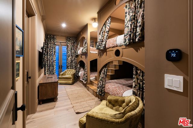 $20,995,000 | 1529 Amalfi Drive, Pacific Palisades, CA 90272