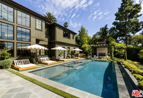 $18,995,000 | 1529 Amalfi Drive, Pacific Palisades, CA 90272
