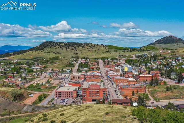 $175,000 | 202 Silver Street, Cripple Creek, CO 80813