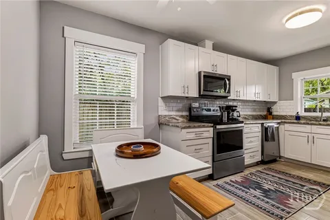 $325,000 | 710 East 38th Street, Savannah, GA 31401