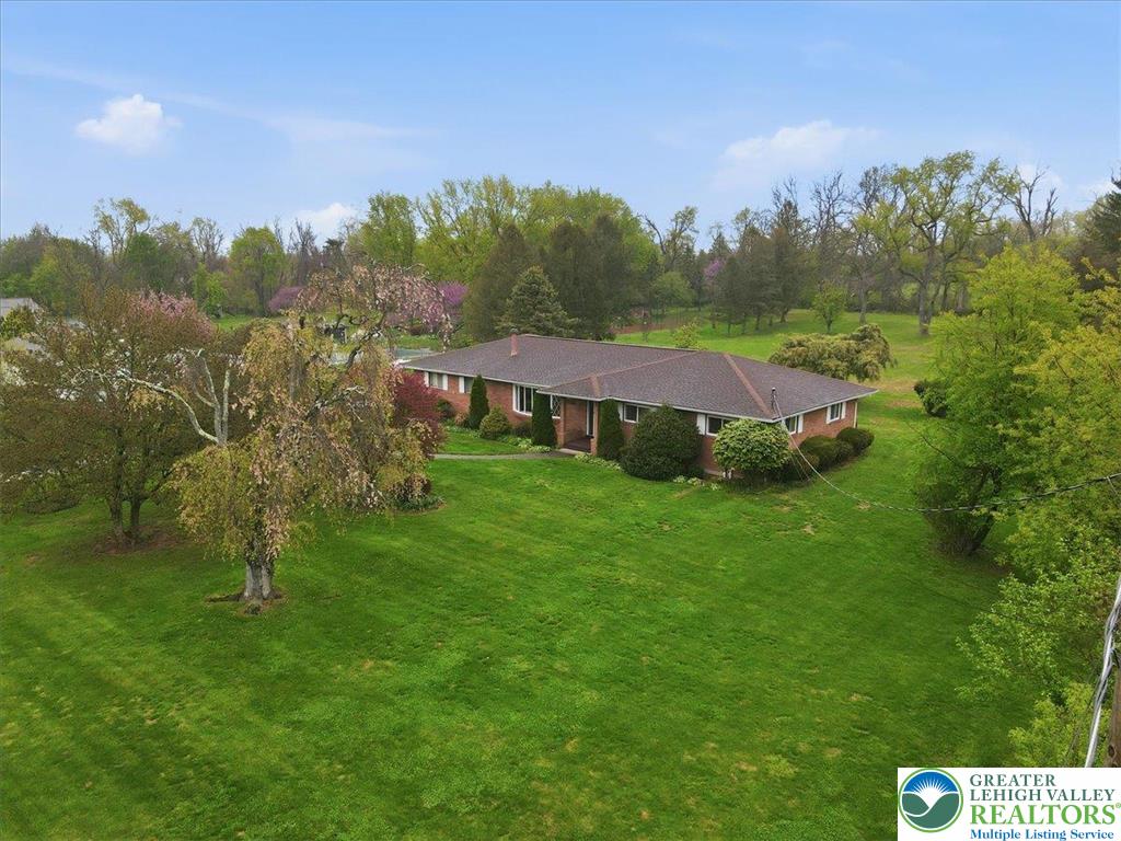 5271 Camp Meeting Road Center Valley, PA 18034 - Photo 32 of 38 Gallery Image 32