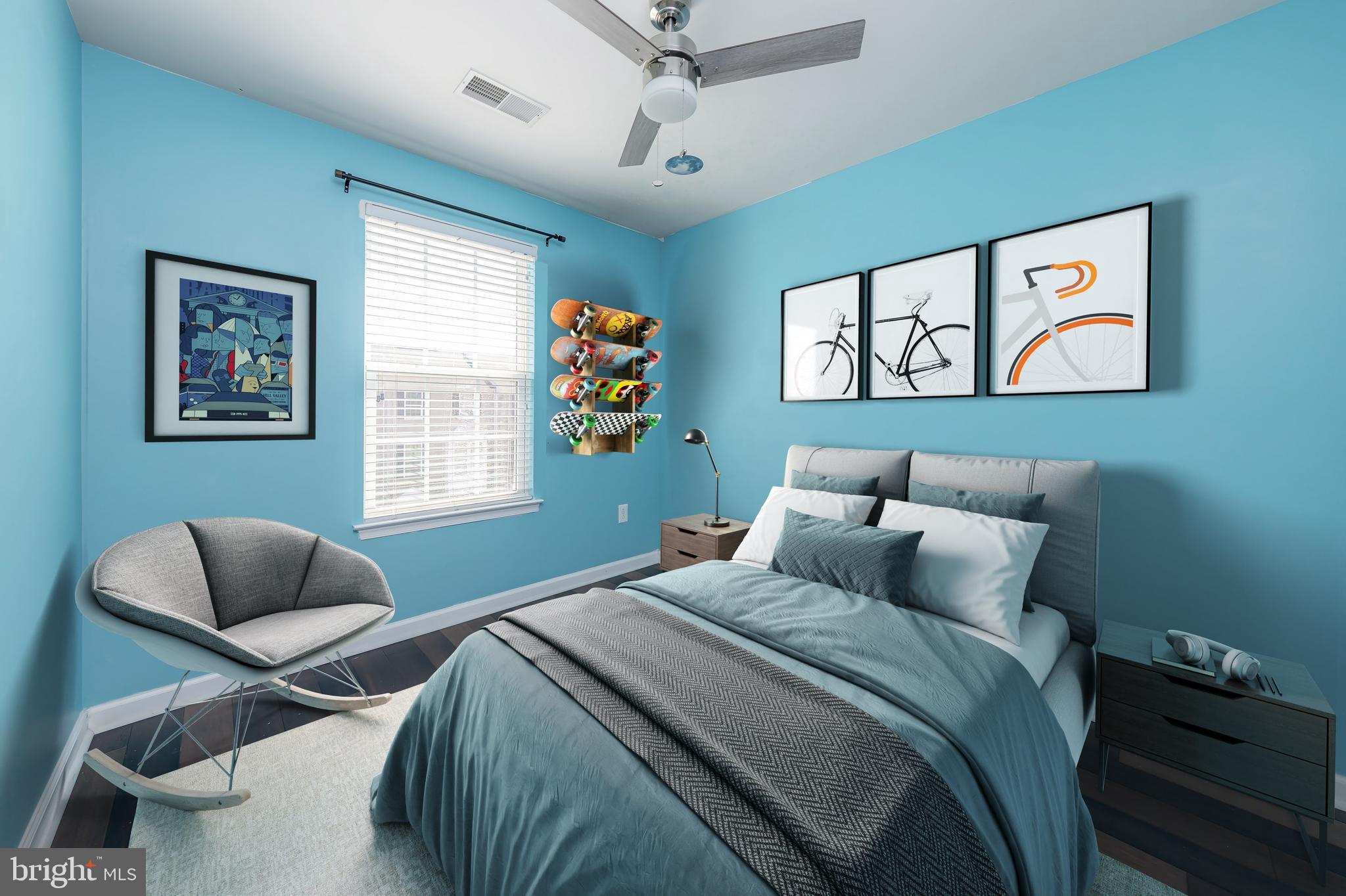 1036 Regency Place Sewell, NJ 08080 - Photo 18 of 18 a bedroom with a bed and a window