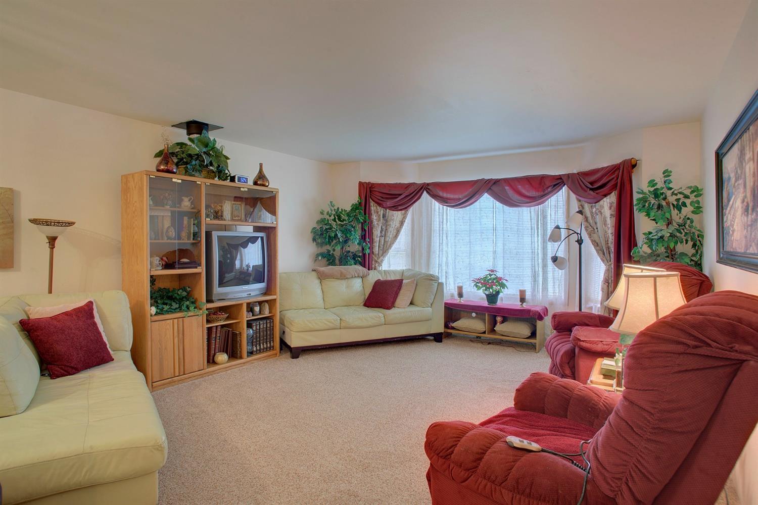 2508 Roberts Road Medford, OR 97504 - Photo 9 of 23 Additional Photo