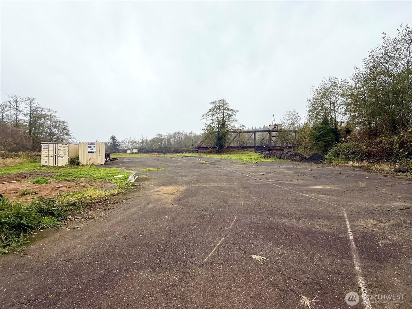 1010 Division Street Hoquiam, WA 98550 - Photo 28 of 40 a view of a field with an trees