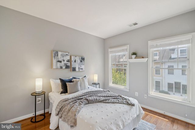 $1,160,000 | 1304 North Danville Street, Arlington, VA 22201