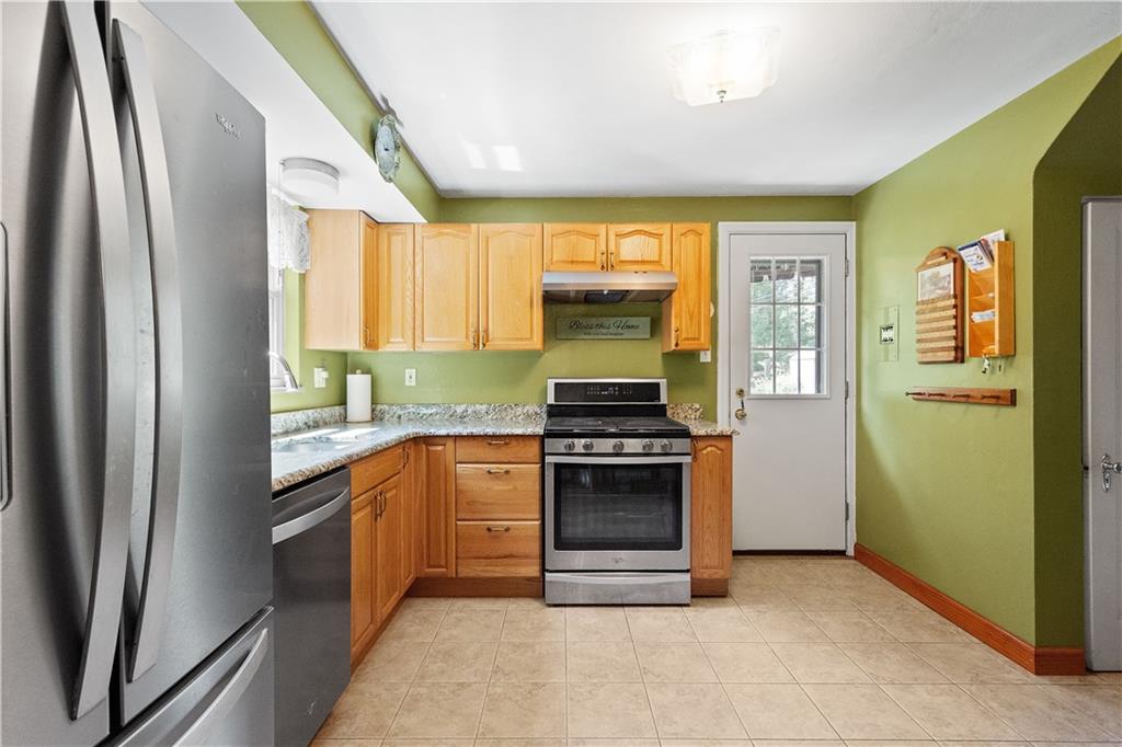 780 Highvue Road Pittsburgh, PA 15228 - Photo 12 of 32 Gallery Image 12