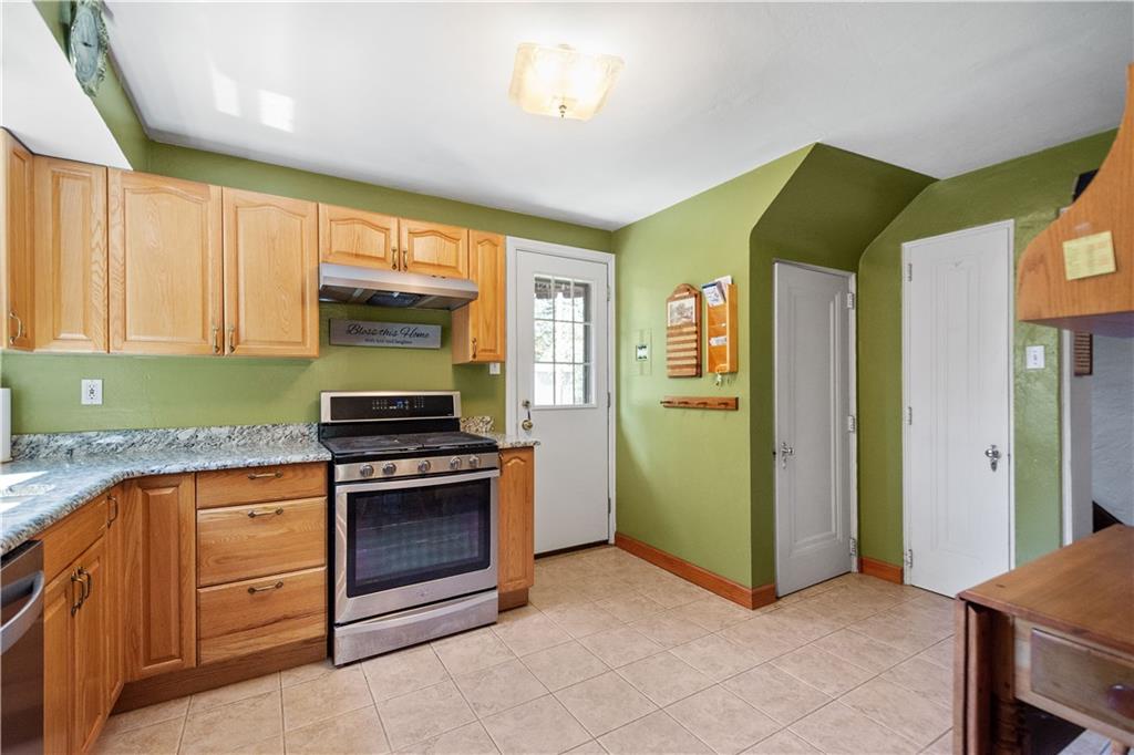 780 Highvue Road Pittsburgh, PA 15228 - Photo 13 of 32 Gallery Image 13