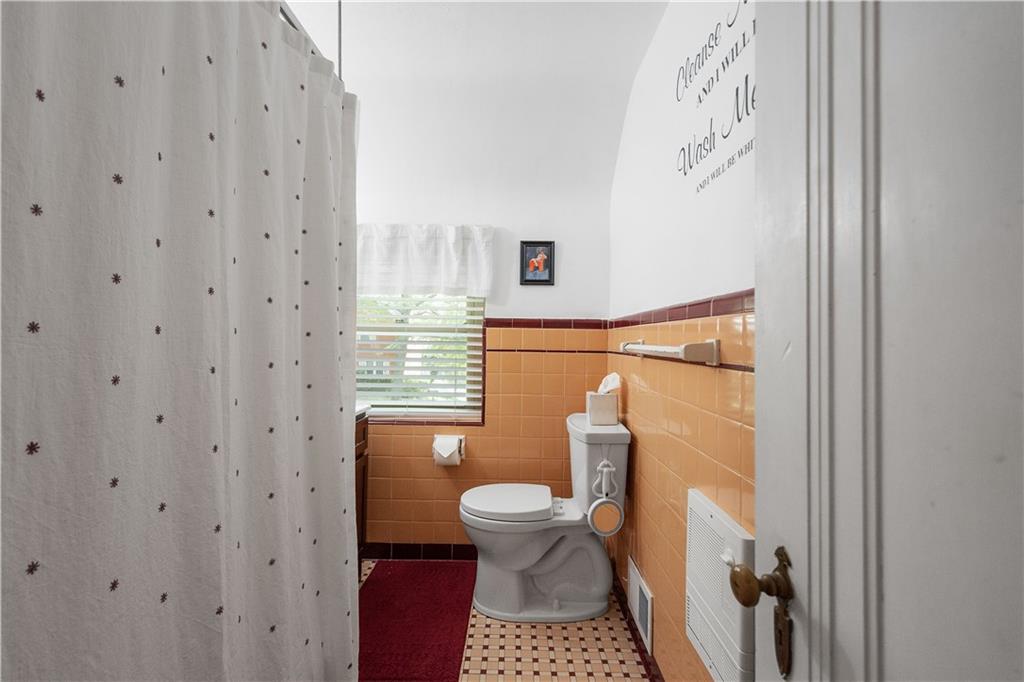 780 Highvue Road Pittsburgh, PA 15228 - Photo 24 of 32 Gallery Image 24
