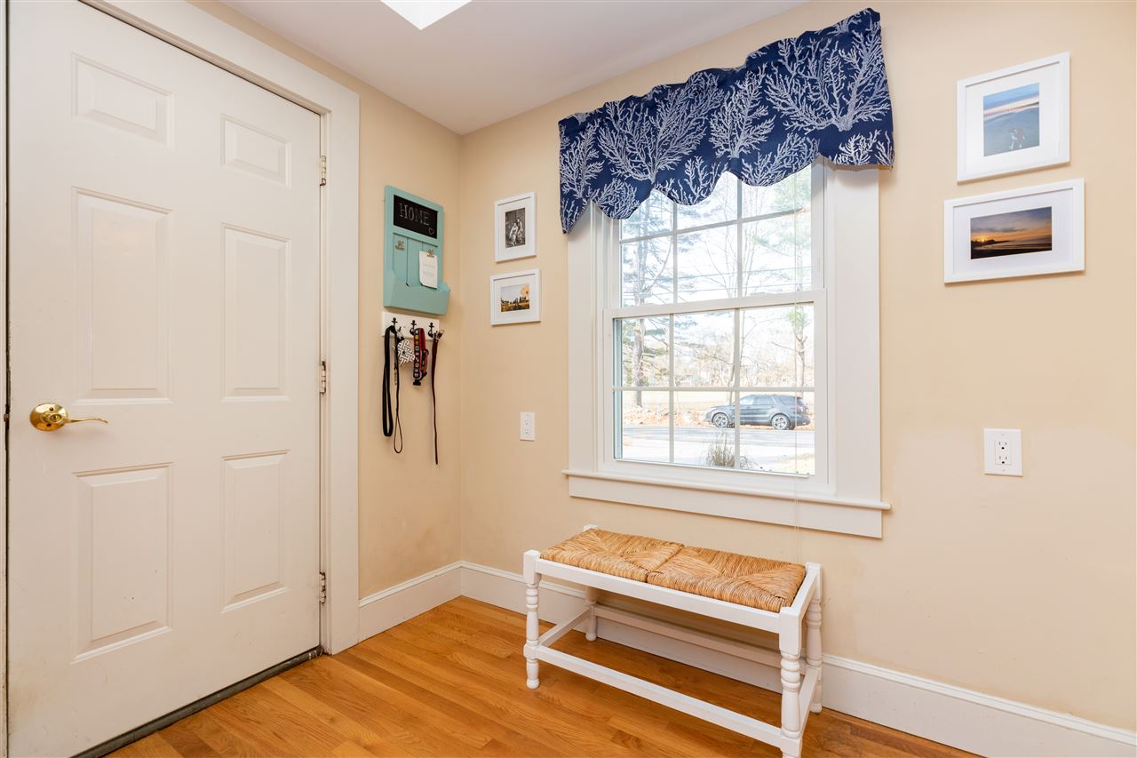 38 Hobbs Road North Hampton, NH 03862 - Photo 7 of 28