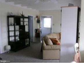 7 Mary Alice Road Manahawkin, NJ 08050 - Photo 10 of 11 Gallery Image 10