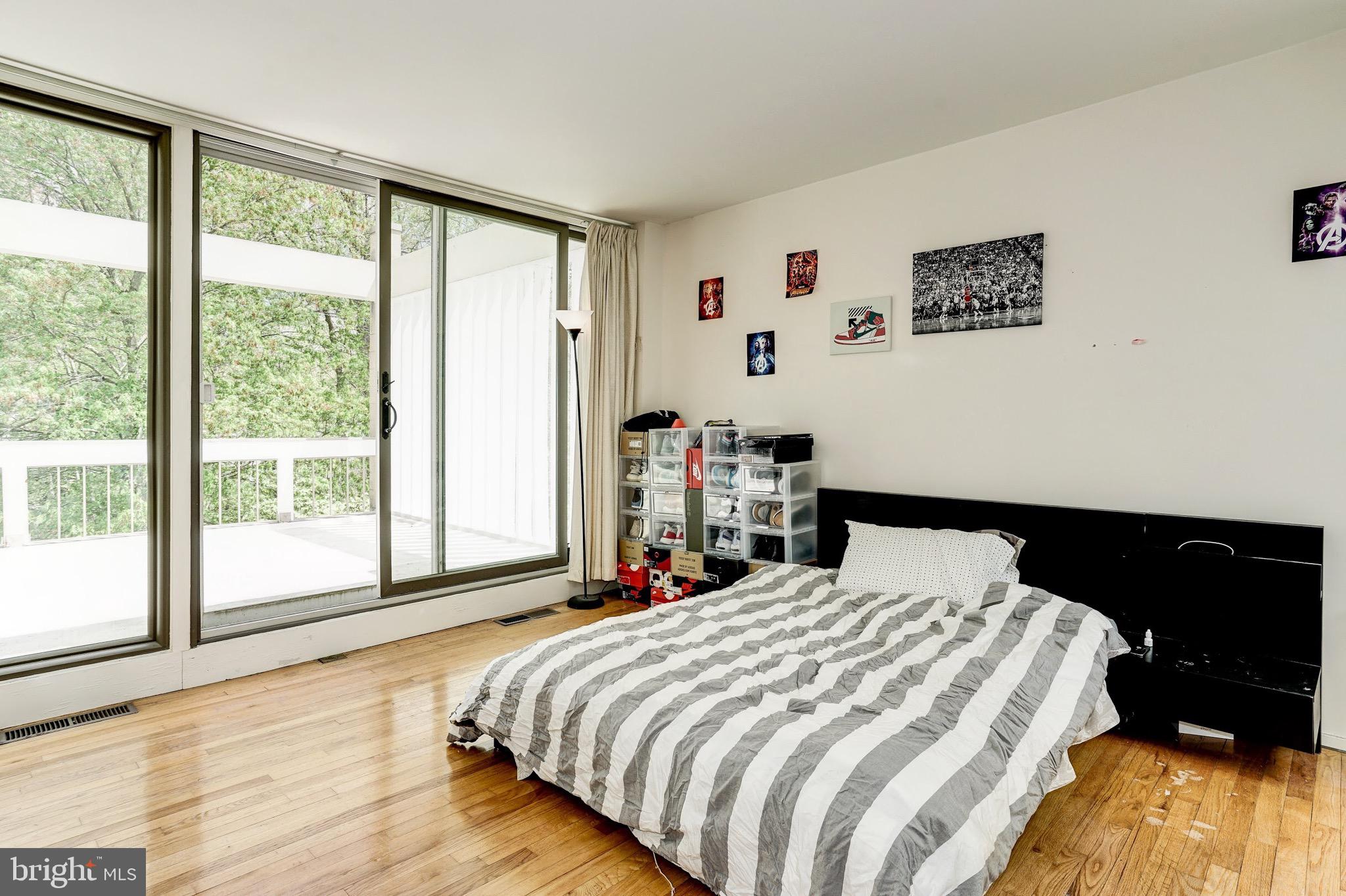 11539 Maple Ridge Road Reston, VA 20190 - Photo 23 of 29 3rd Bedroom with access to Rooftop Terrace