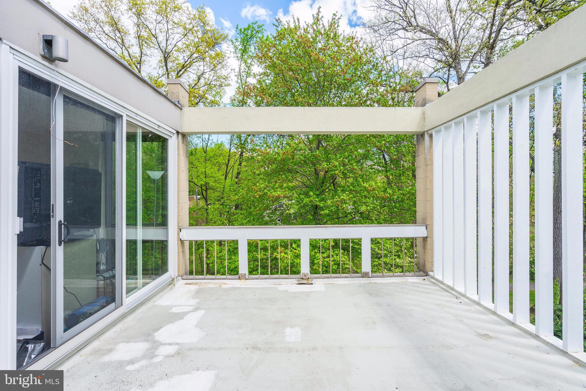 11539 Maple Ridge Road Reston, VA 20190 - Photo 27 of 29 Rooftop Terrace