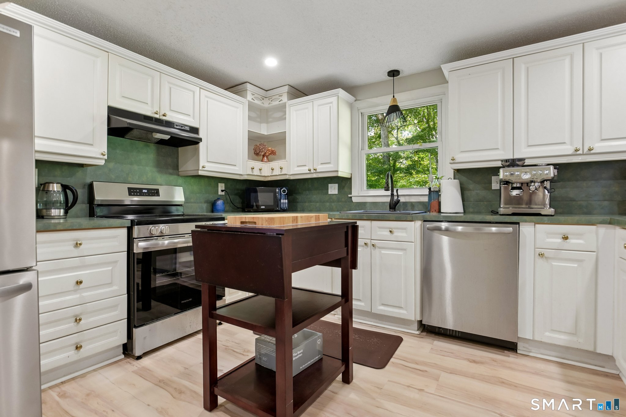 19 Crouch Road Hebron, CT 06231 - Photo 11 of 39 Gallery Image 11