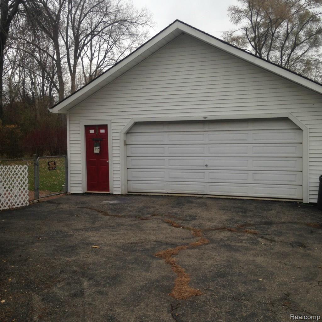 rougeway garage.jpg
