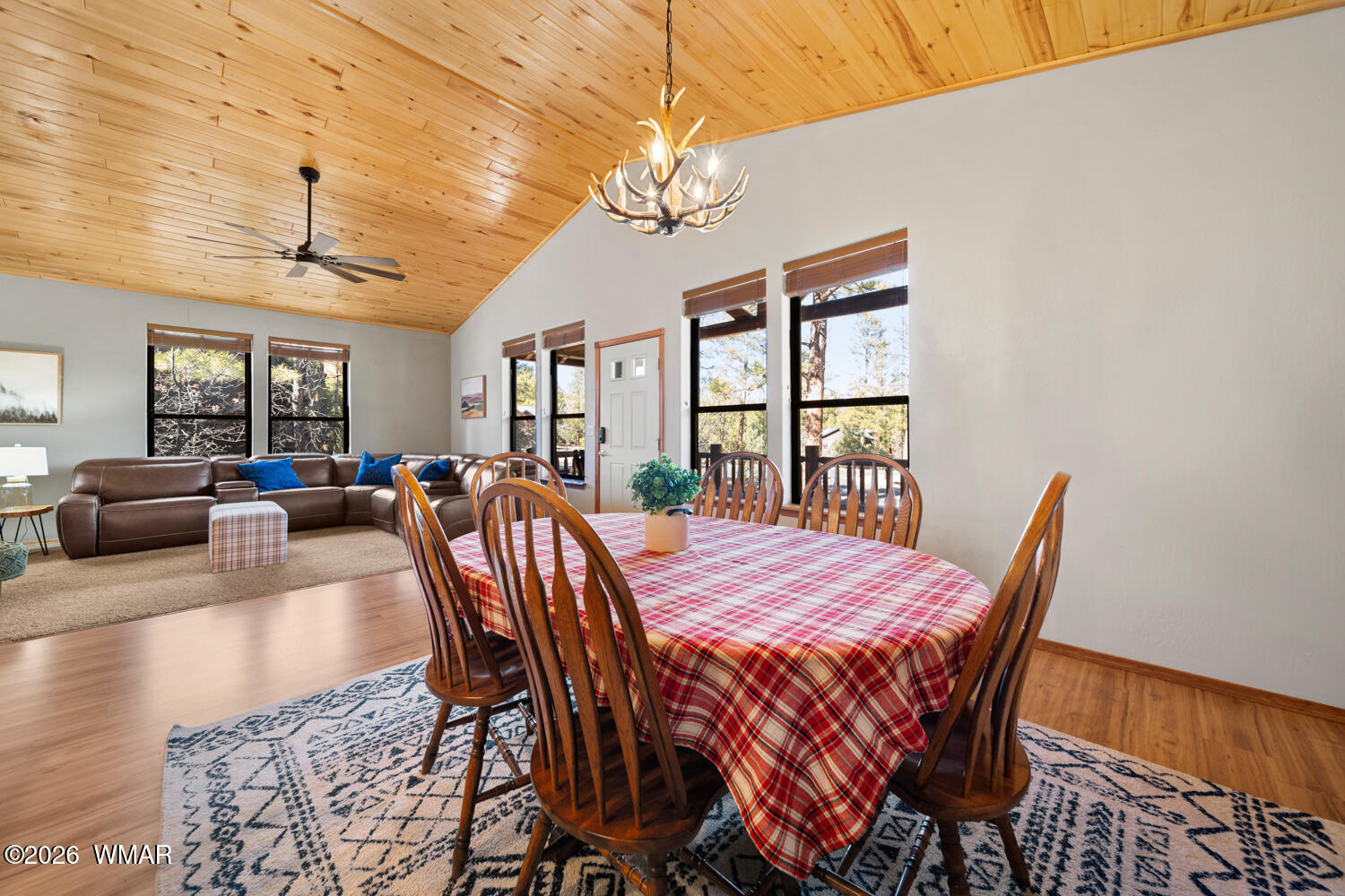 1041 South Pinon Circle Show Low, AZ 85901 - Photo 9 of 29 a view of a dining room with furniture