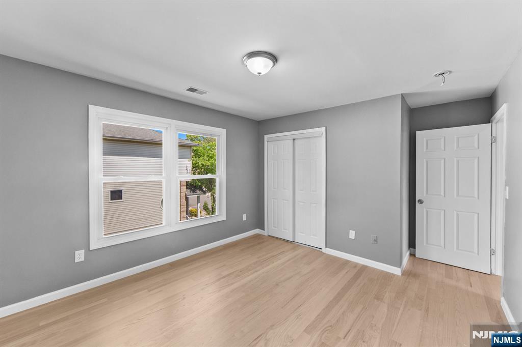 195 Van Winkle Street East Rutherford, NJ 07073 - Photo 40 of 47