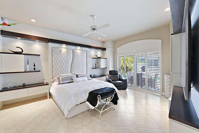 6374 Northwest 23rd Street Boca Raton, FL 33434 - Photo 16 of 32 6374 NW 23rd St Boca Raton FL-small-016-