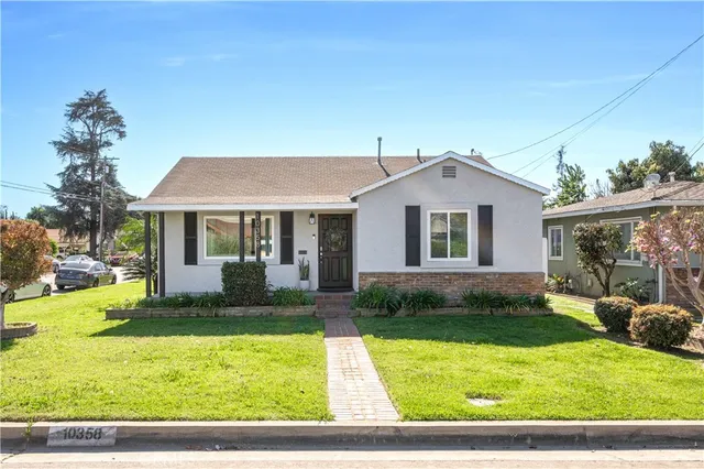 $900,000 | 10358 Trabuco Street, Bellflower, CA 90706