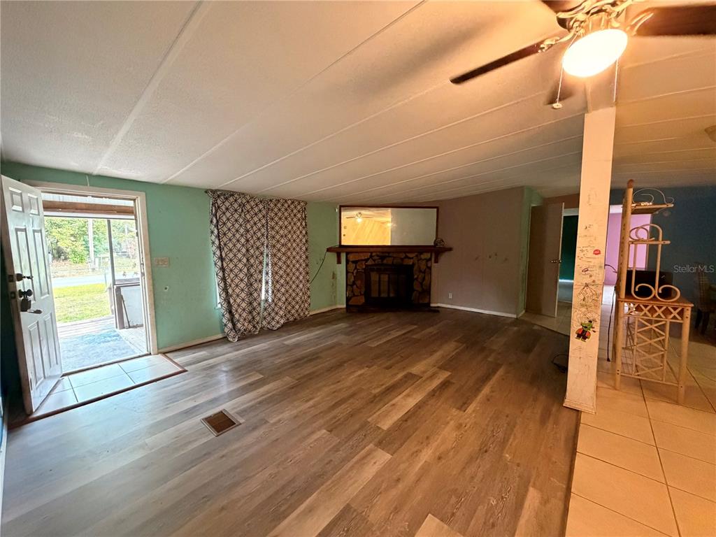24021 Armadillo Road Astor, FL 32102 - Photo 8 of 38