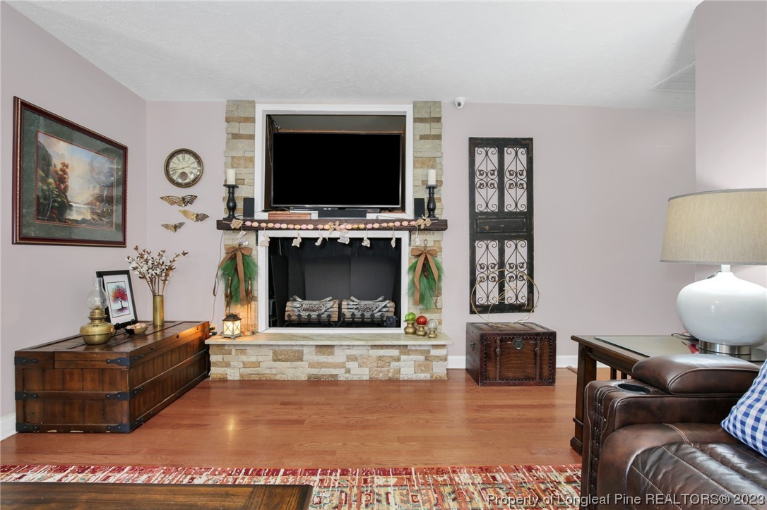 2542 Missouri Road Maxton, NC 28364 - Photo 8 of 37 Gallery Image 8