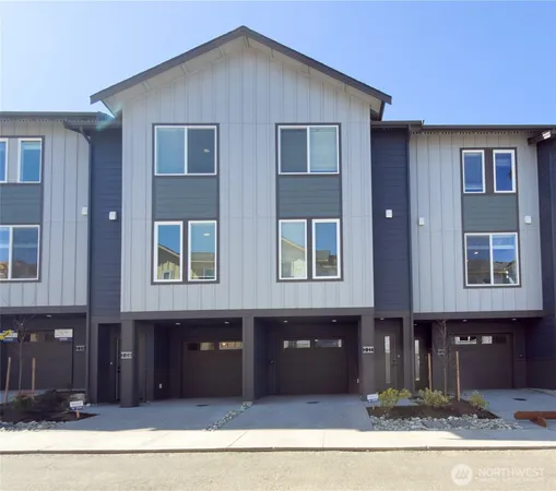 $3,099 | 14707 87th Avenue Southeast, Unit HH4, Snohomish, WA 98296
