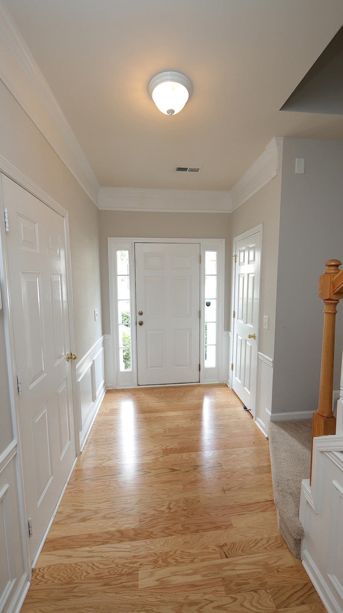 7225 Galon Glen Road Raleigh, NC 27613 - Photo 2 of 20 Foyer