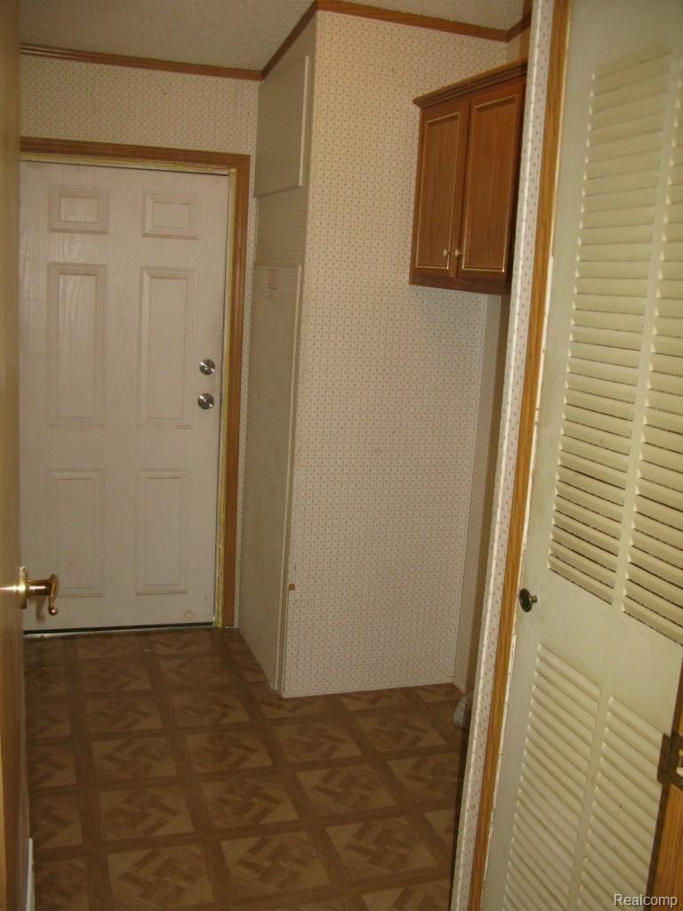646 Capac Road Allenton, MI 48002 - Photo 19 of 35 IMG_4547.jpg