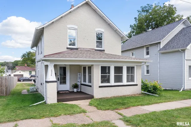 $155,000 | 2326 5th Street, Moline, IL 61265
