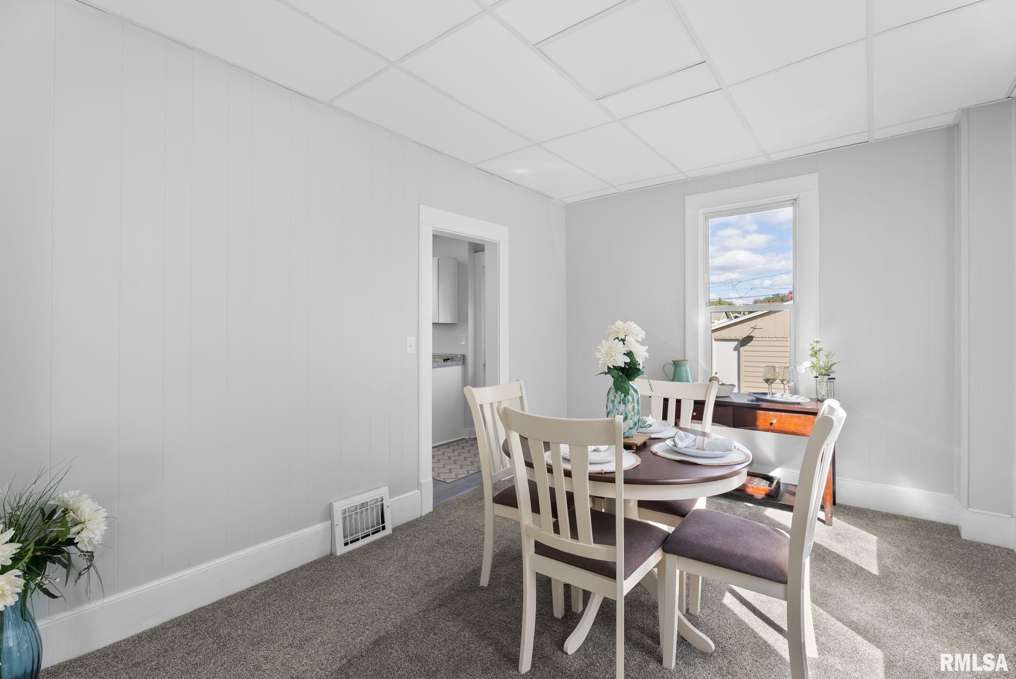 2326 5th Street Moline, IL 61265 - Photo 9 of 22