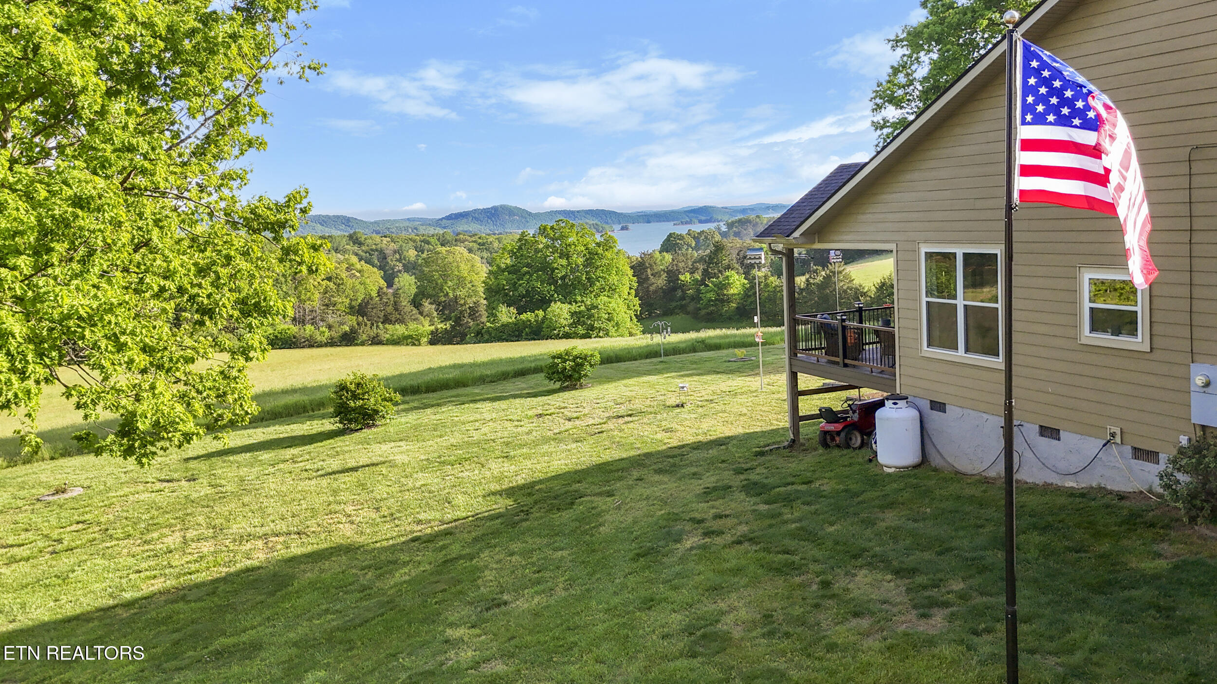 7445 Lakeshore Drive Rutledge, TN 37861 - Photo 17 of 25 ls.11