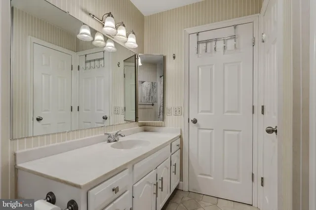 $559,900 | 691 Marlow Drive, York, PA 17402