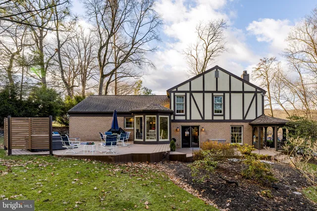 $559,900 | 691 Marlow Drive, York, PA 17402