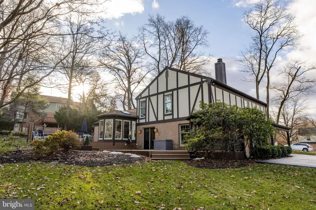 $559,900 | 691 Marlow Drive, York, PA 17402