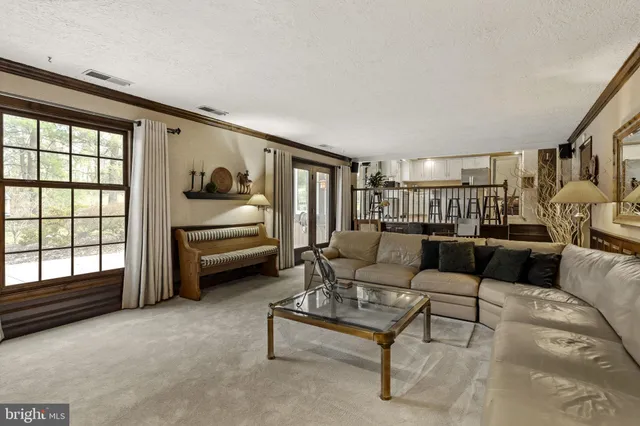 $559,900 | 691 Marlow Drive, York, PA 17402