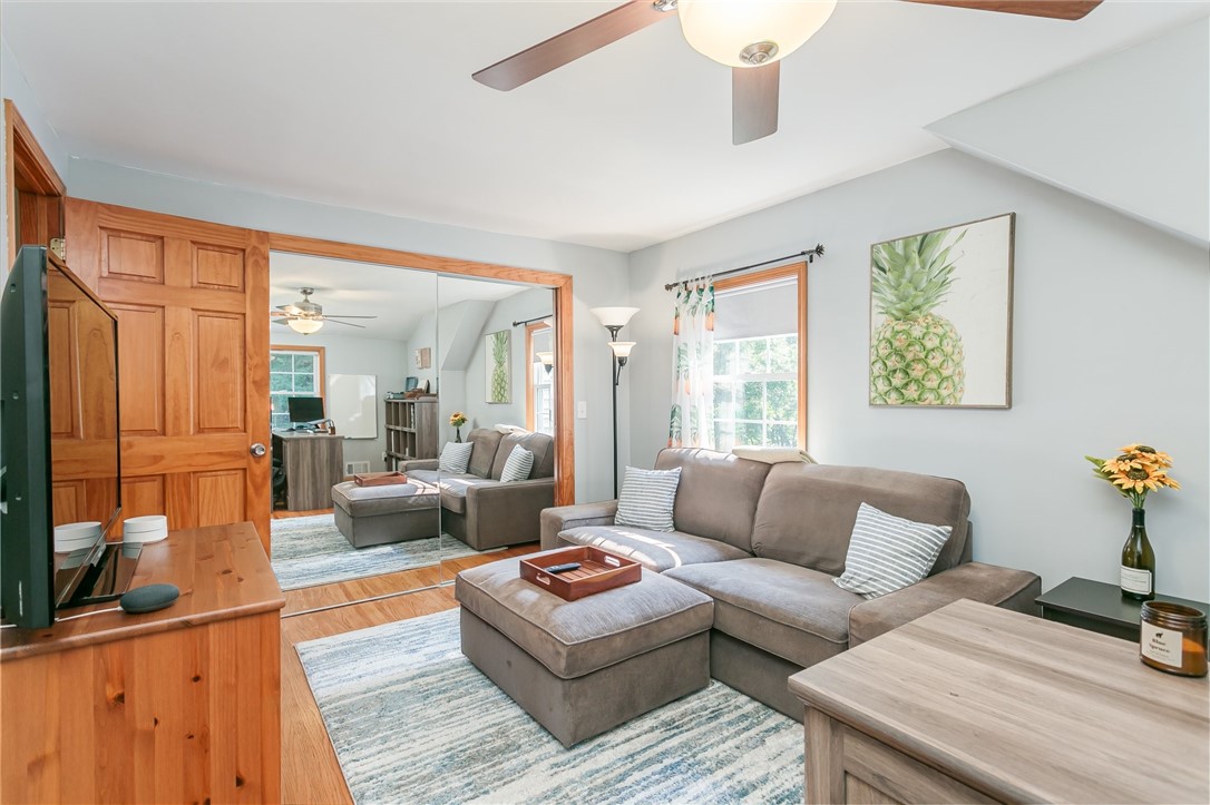 174 Dickinson Road Webster, NY 14580 - Photo 22 of 41