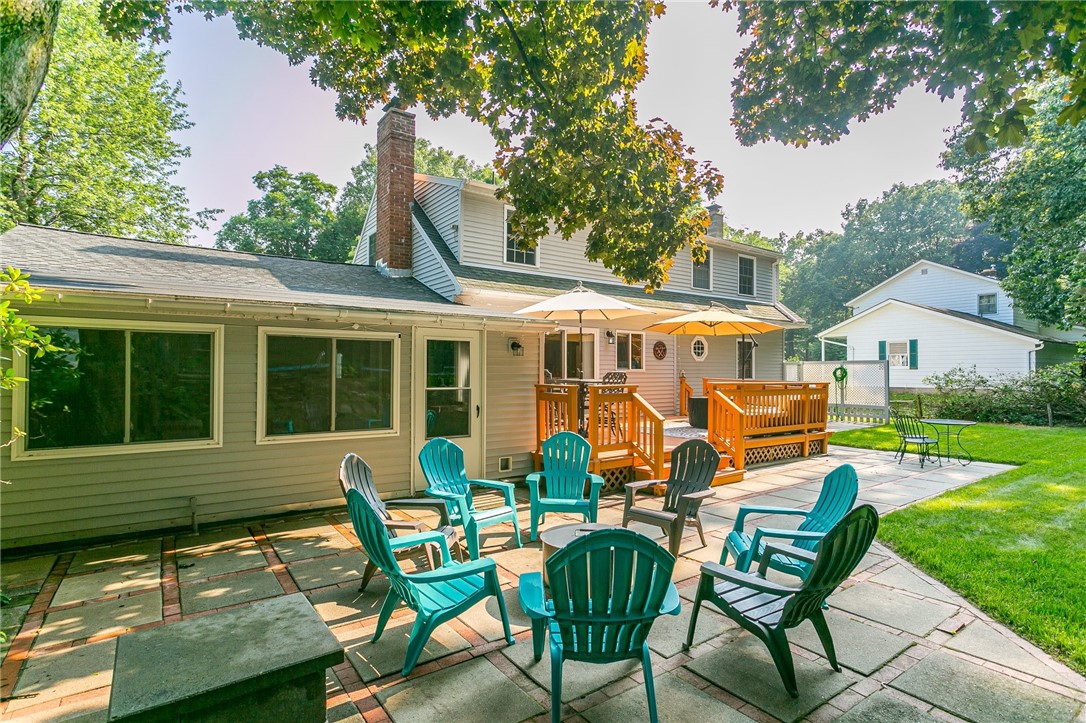 174 Dickinson Road Webster, NY 14580 - Photo 32 of 41