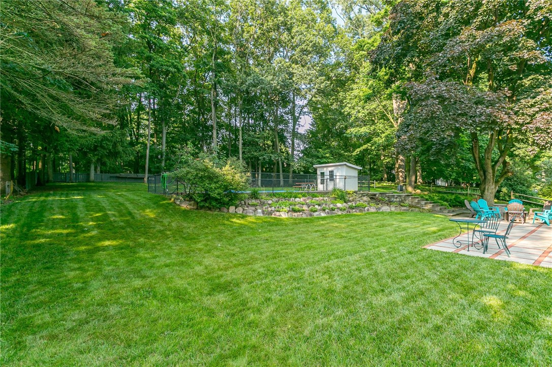 174 Dickinson Road Webster, NY 14580 - Photo 37 of 41