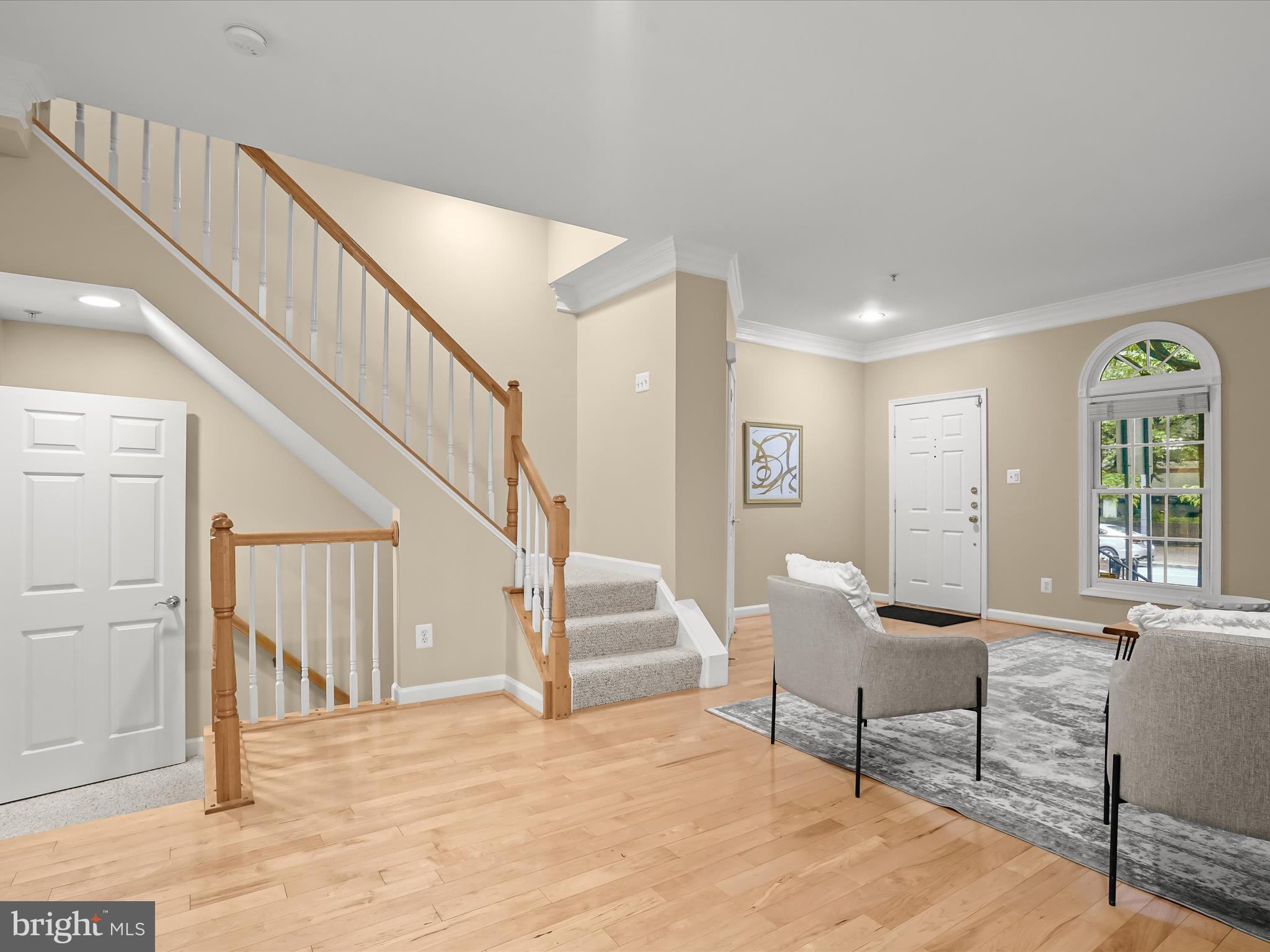 8515 Cameron Street Silver Spring, MD 20910 - Photo 4 of 43