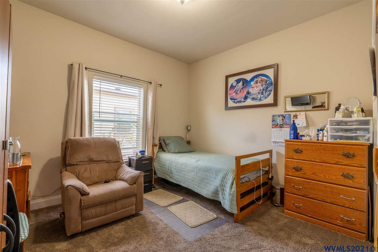 3452 Turner Road Southeast Salem, OR 97302 - Photo 10 of 21