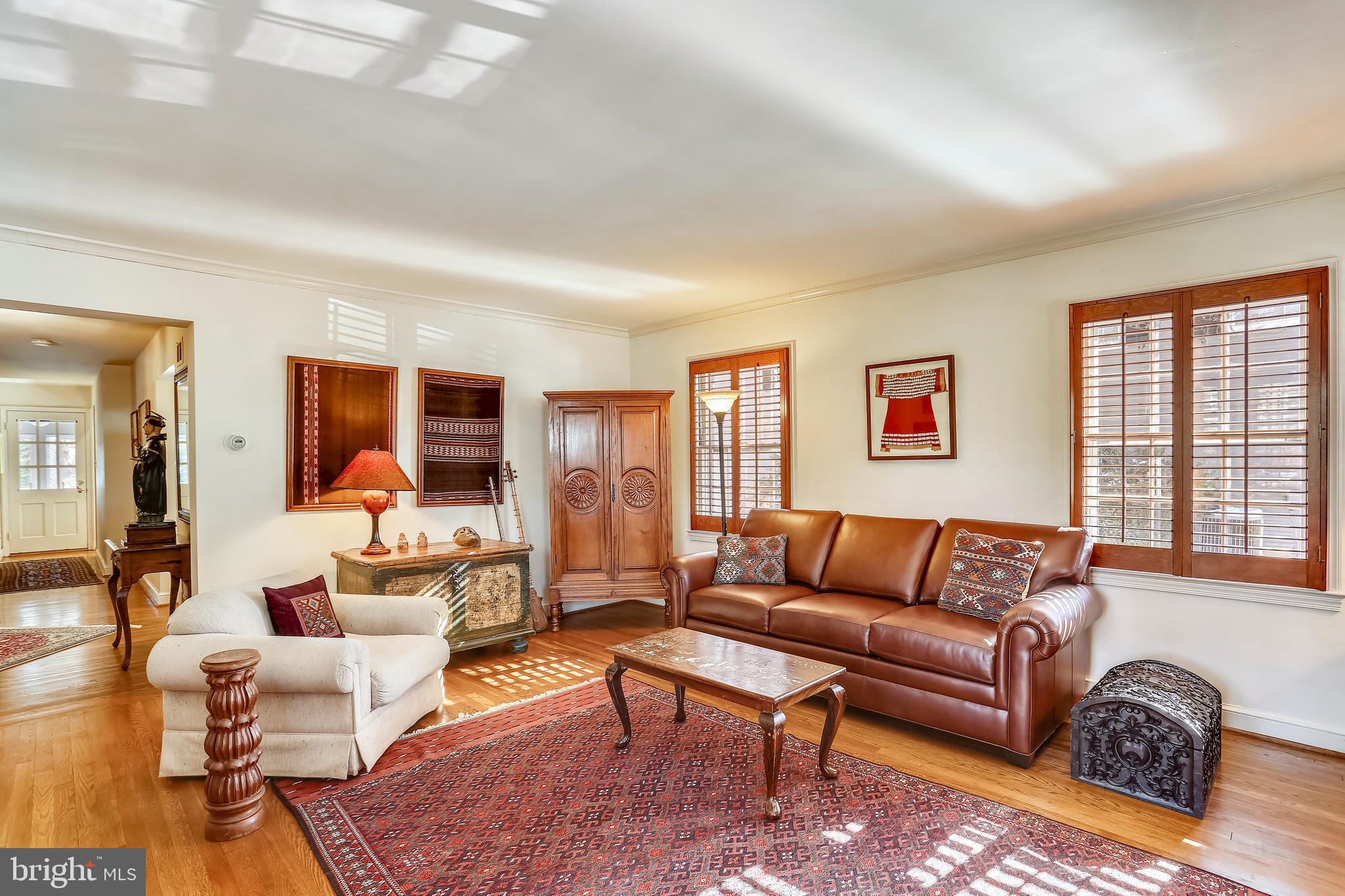 5409 Ridgefield Road Bethesda, MD 20816 - Photo 14 of 56